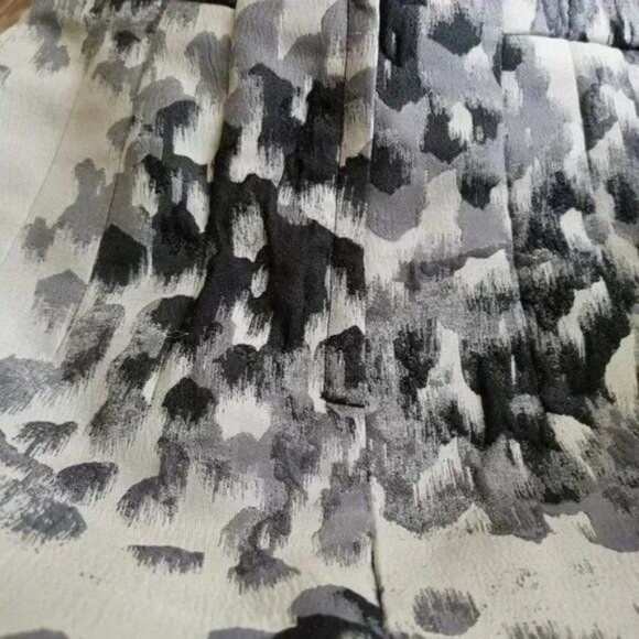 Girl's H&m brocade skirt black grey cream abstract - Picture 6 of 8